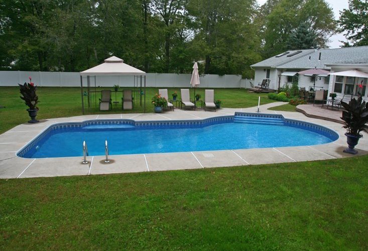 2D Keyhole Inground Pool - Ghent, NY
