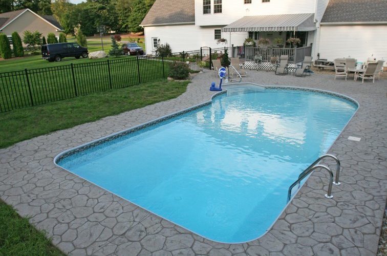 5B Keyhole Inground Pool - Hudson, NY